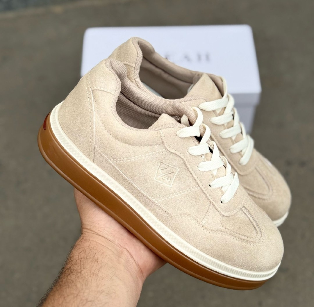 ,женские кроссовки,замшевые кроссовки, женская,замшевые кеды