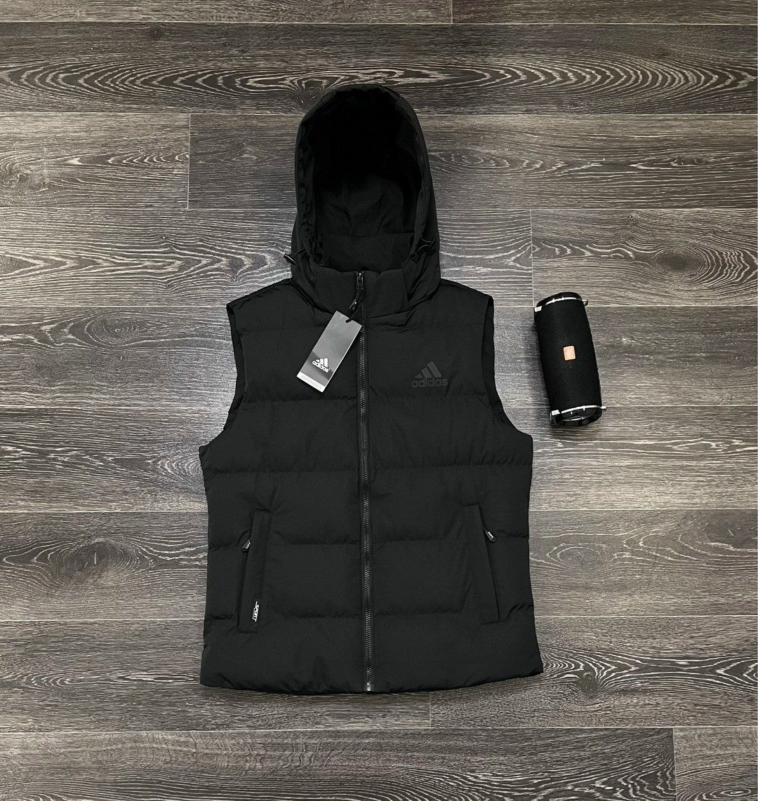 жилетка адидас,мужские жилеты adidas,жилет утепленный adidas,жилет с капюшоном мужской,жилетка adidas