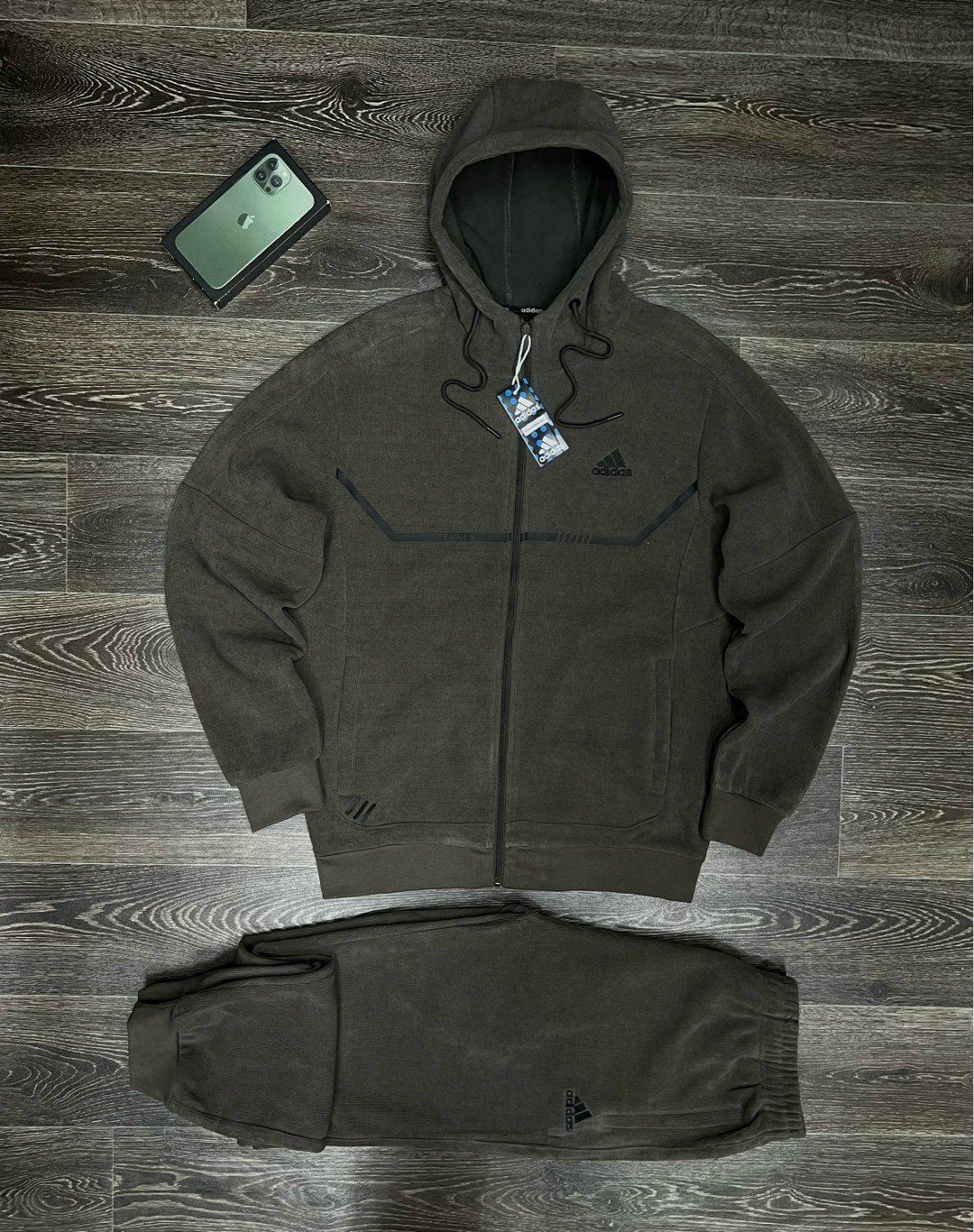 костюмы спортивный adidas,мужские спортивные костюмы,спортивные костюм,мужской спортивный костюм adidas,костюм на флисе