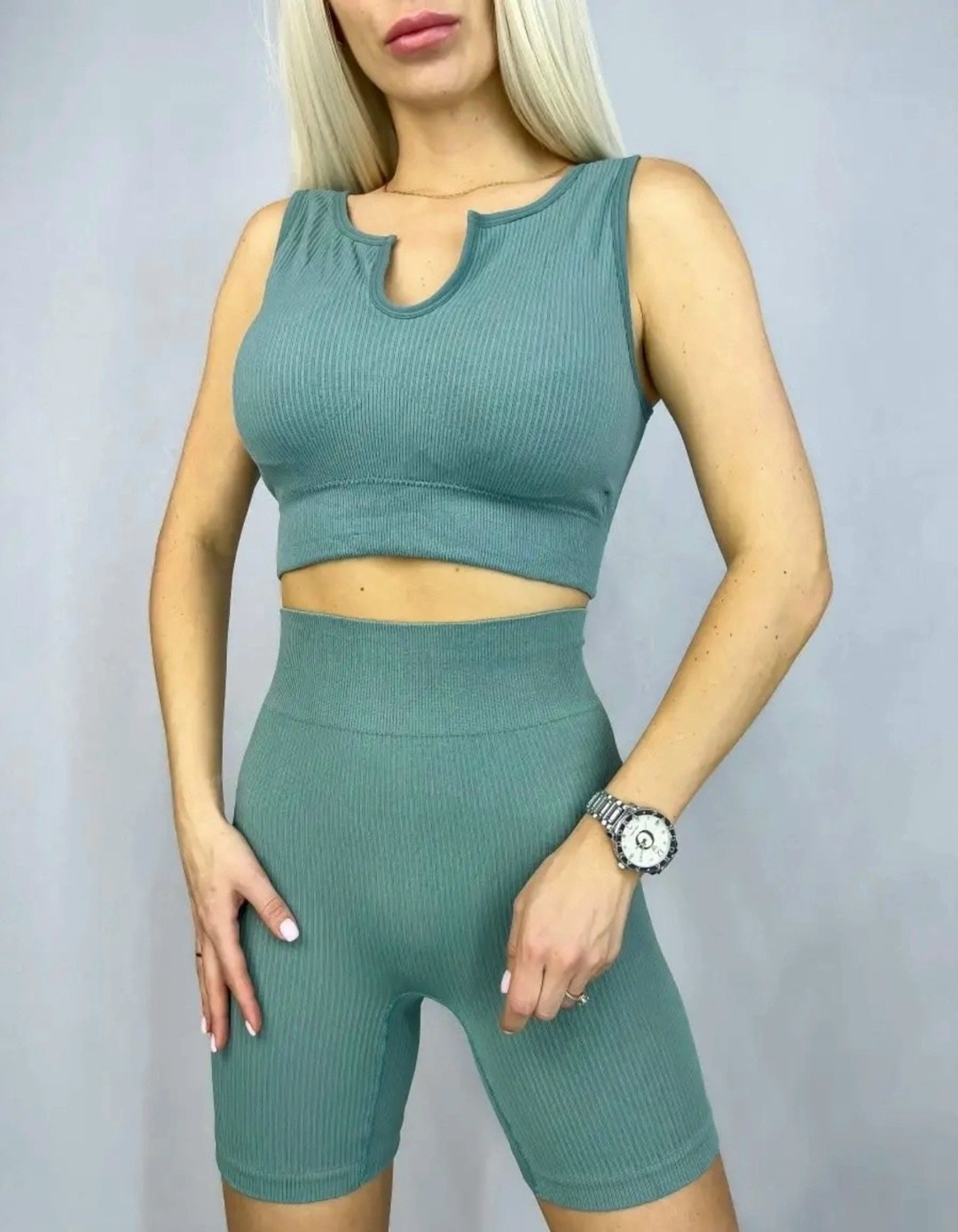 костюм женский спортивный для фитнеса топ,костюм для фитнеса,костюм для фитнеса женский,спортивный костюм для фитнеса женский,женский спортивный костюм топ