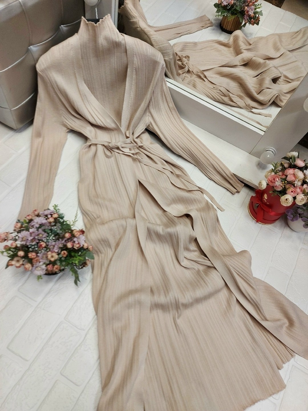 плиссированное платье,женское плиссированное платье,плиссированное платье с поясом,платье с завязками,женское длинное плиссированное платье