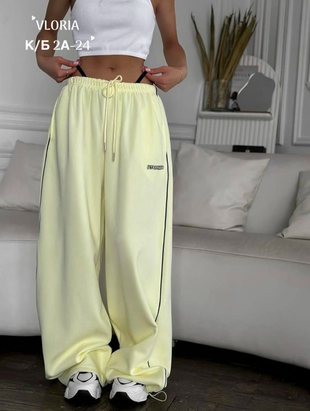 спортивные штаны,спортивные брюки,женские спортивные штаны,брюки спортивные женская,широкие штаны