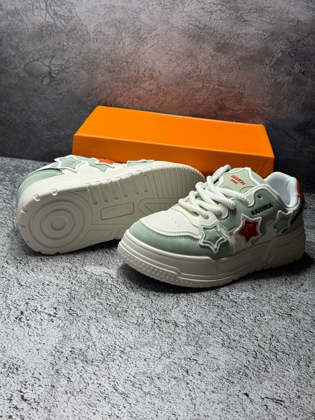 женские кроссовки, кроссовки,зелёные кроссовки,,спортивная