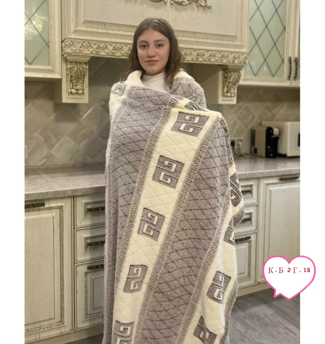 пледы юлии гендиной,плед коричневый,плед,плед велсофт,плед на диван