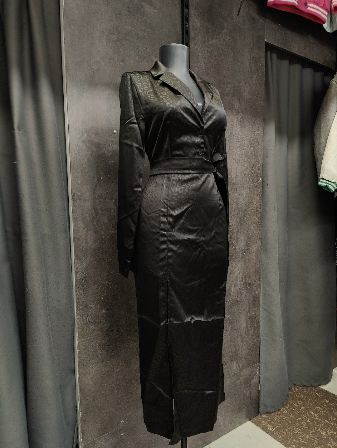 платье черное,кожаное платье,атласный халат,женский кожаный плащ,кожаные плащи