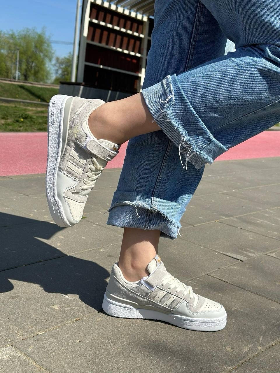 женские кроссовки adidas,кроссовки adidas,кроссовки женскиe,женские кеды,спортивные женские кроссовки