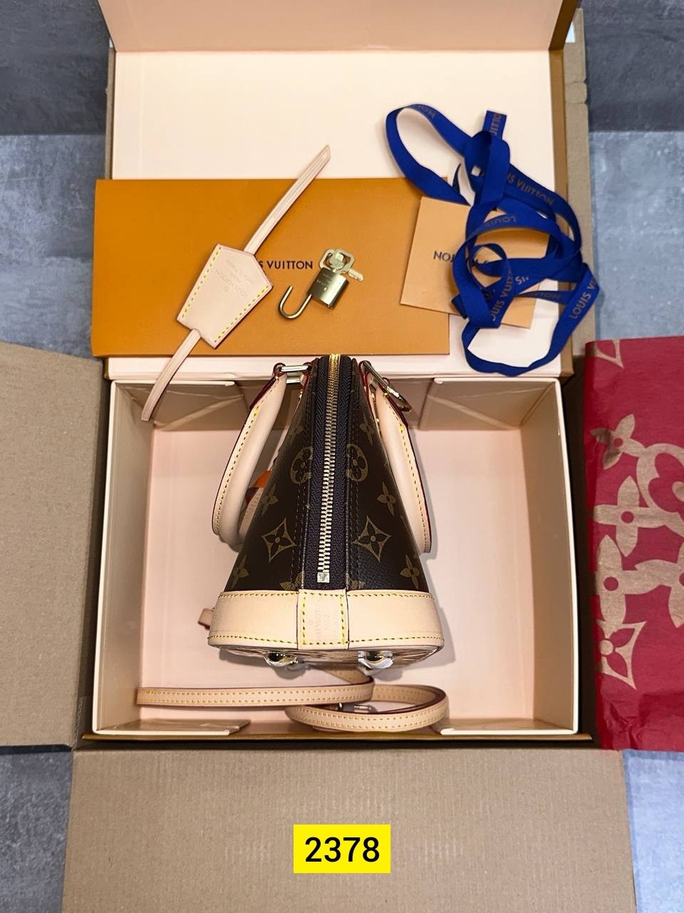 сумкa louis vuitton,женская сумка louis vuitton,сумка луи виттон,подделка сумки луи виттон альма,louis vuitton alma bb