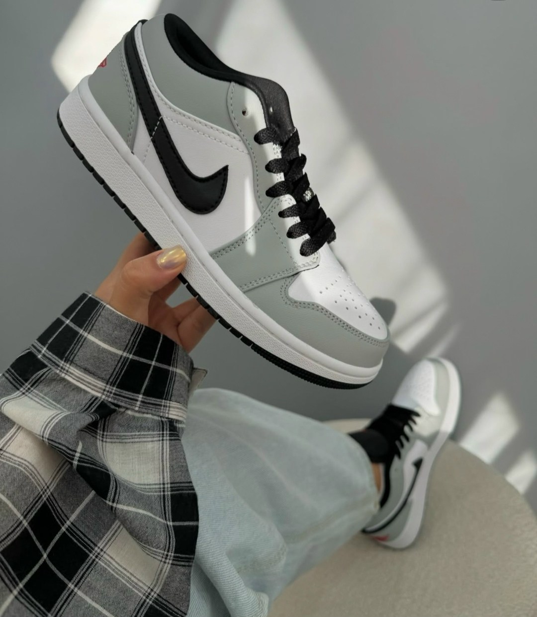nike air jordan 1 low light smoke grey,кроссовки кожа,nike air jordan 1 low,air jordan 1 low gs light smoke grey, женская