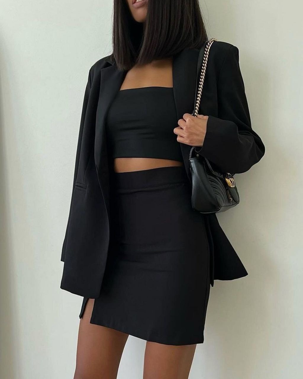 костюм юбка и пиджак,костюм двойка пиджак и юбка,пиджак юбка,женские костюмы с юбкой,белый костюм с юбкой