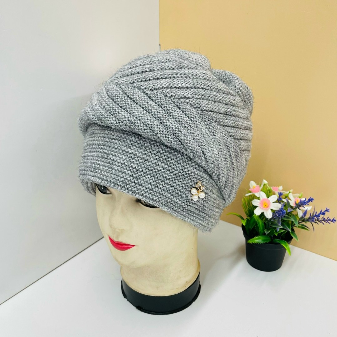 шапка женская вязаная,шапка женская,шапка для женщин,шапка вязаная,шапка зимняя женская