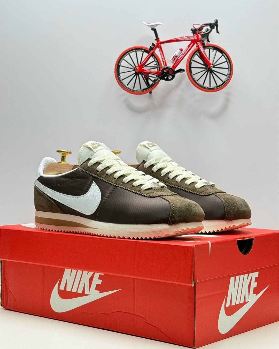 кроссовки nike cortez,кроссовки nike classic cortez,кроссовки nike classic cortez leather,кроссовки мужские nike cortez,кроссовки мужские nike classic cortez