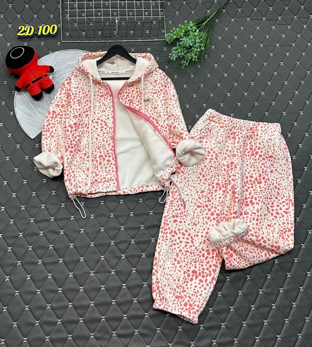 костюмы комплекты,костюмы подростковые,детские костюмы,детский костюм,костюмы двойки