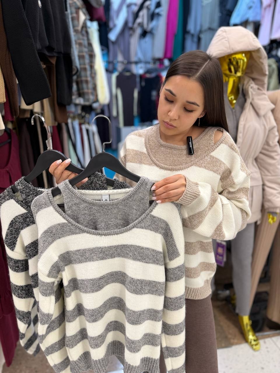 свитер в полоску,свитер,полосатый свитер,свитер модный,женские свитера