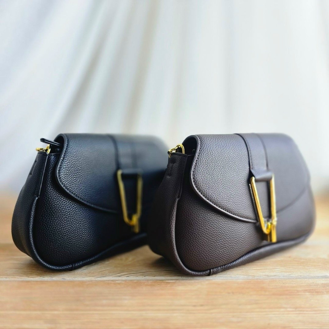 сумка coccinelle,сумка женская,женская сумка coccinelle,coccinelle сумка на плечо,сумка