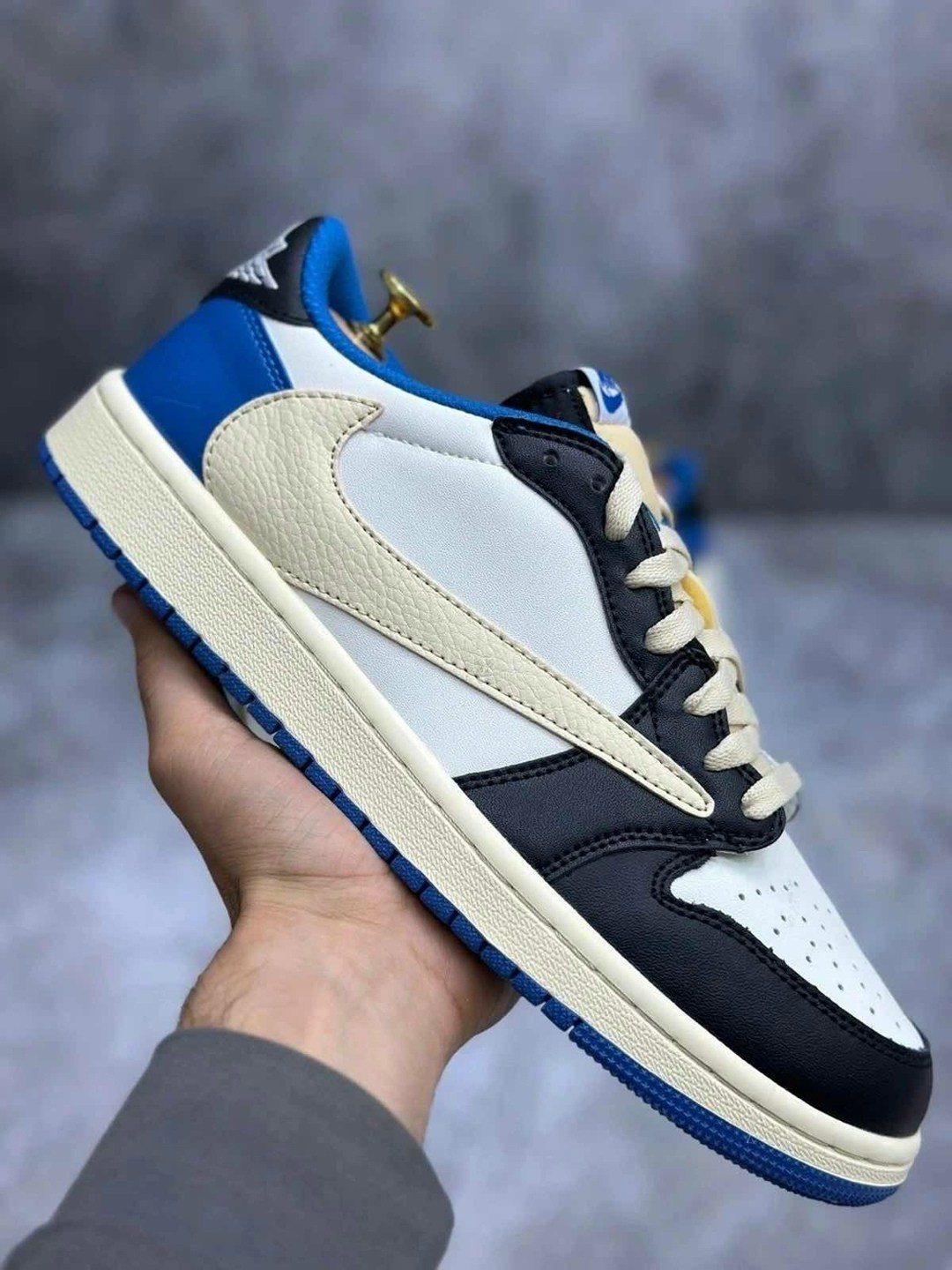nike air jordan 1 low travis scott,air jordan 1 low travis scott,nike air jordan 1 low travis scott x fragment,nike air jordan 1 low x travis scott,nike air jordan 1 low