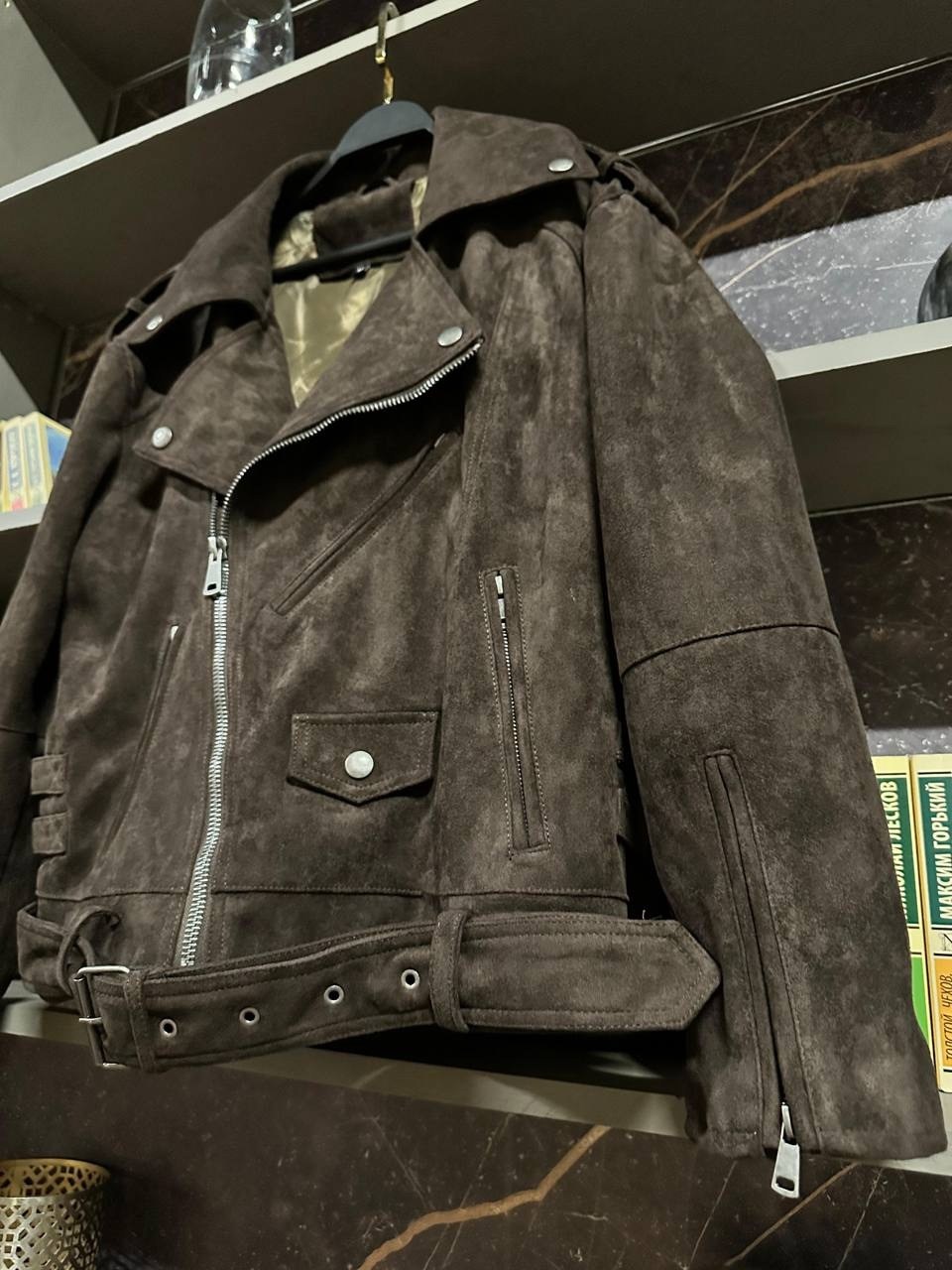 стильная куртка косуха,замшевая куртка,куртка косуха оверсайз,косуха замшевая куртка,косуха куртка