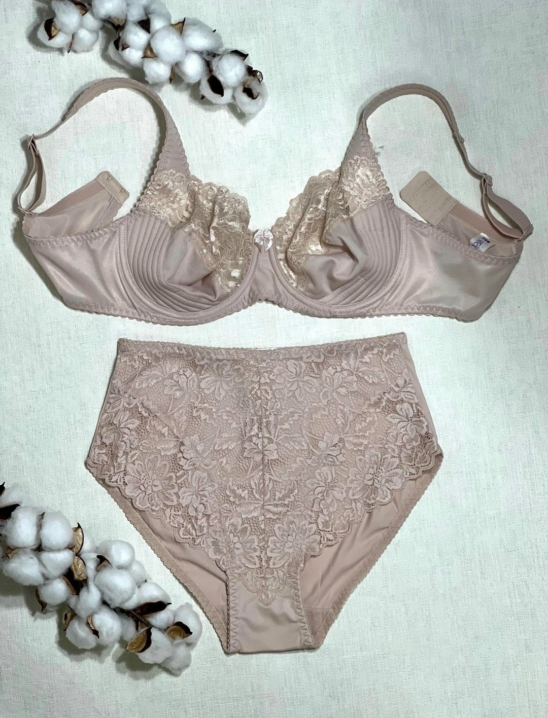 женский комплект нижнего белья с,комплект нижнего белья,нижнее женское белье,комплект нижнего белья анжелика,комплект женского белья