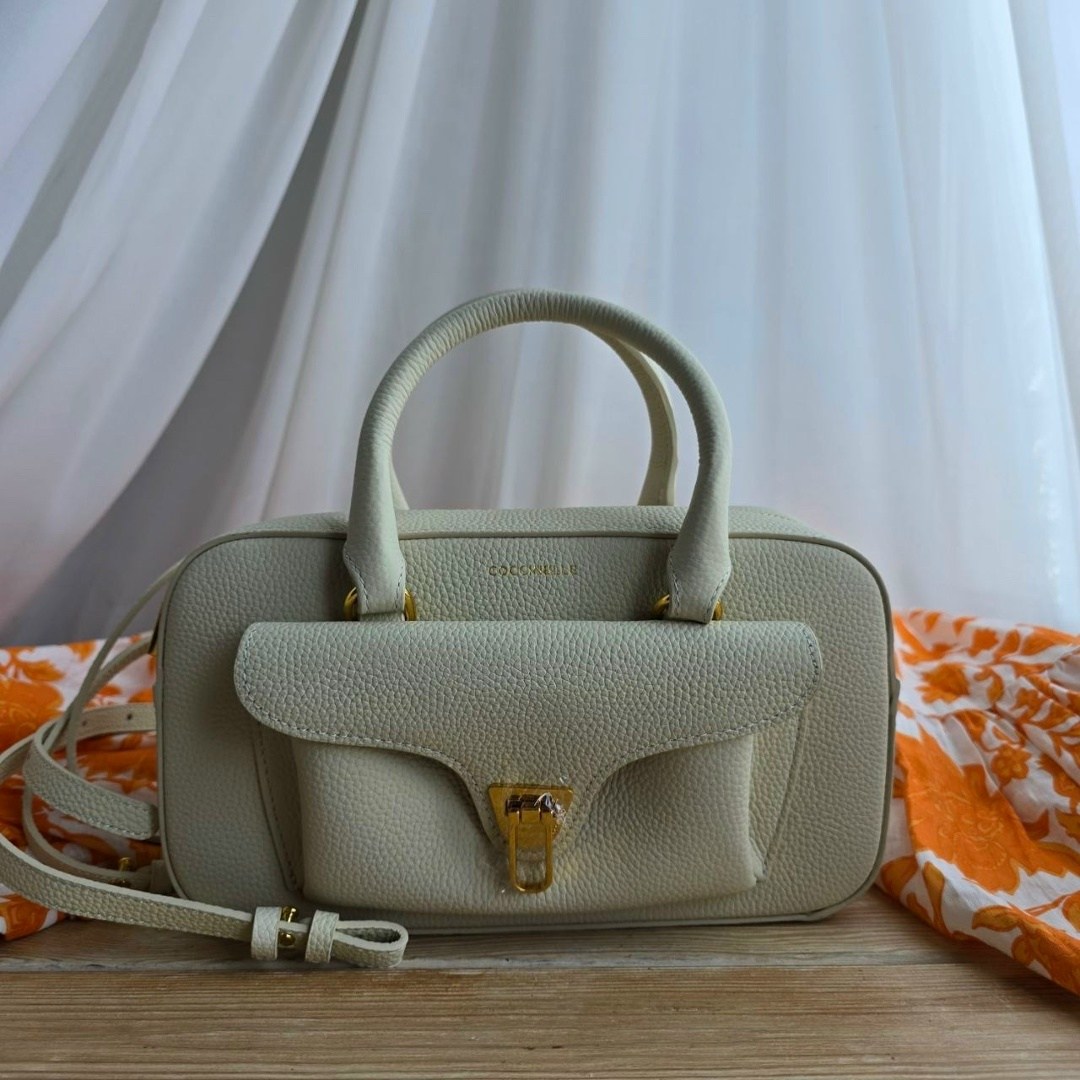 сумка coccinelle,сумка женская,сумка,женская сумка coccinelle,сумочки