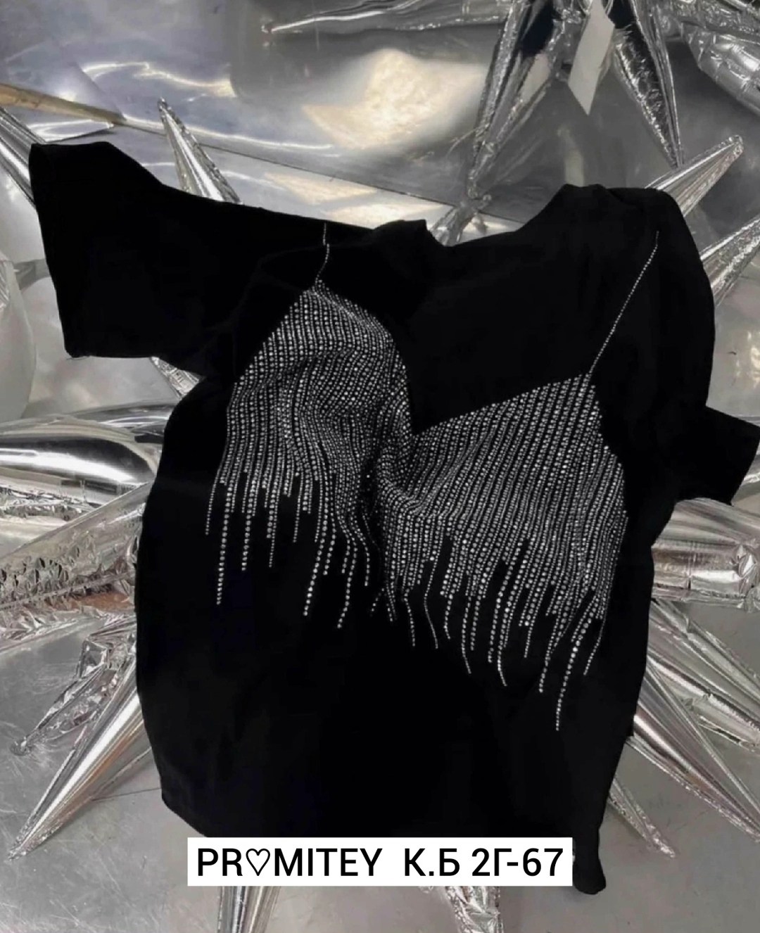 футболки со стразами,футболка со стразами женская,футболки со стразами оверсайз,женские футболки,модные футболки со стразами