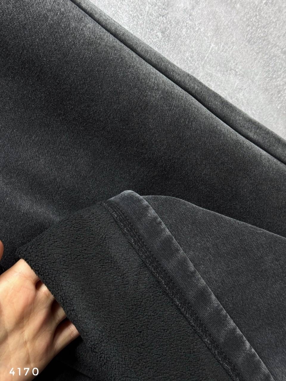 брюки джинсы,штаны джинсы,одежда джинсы,широкие брюки