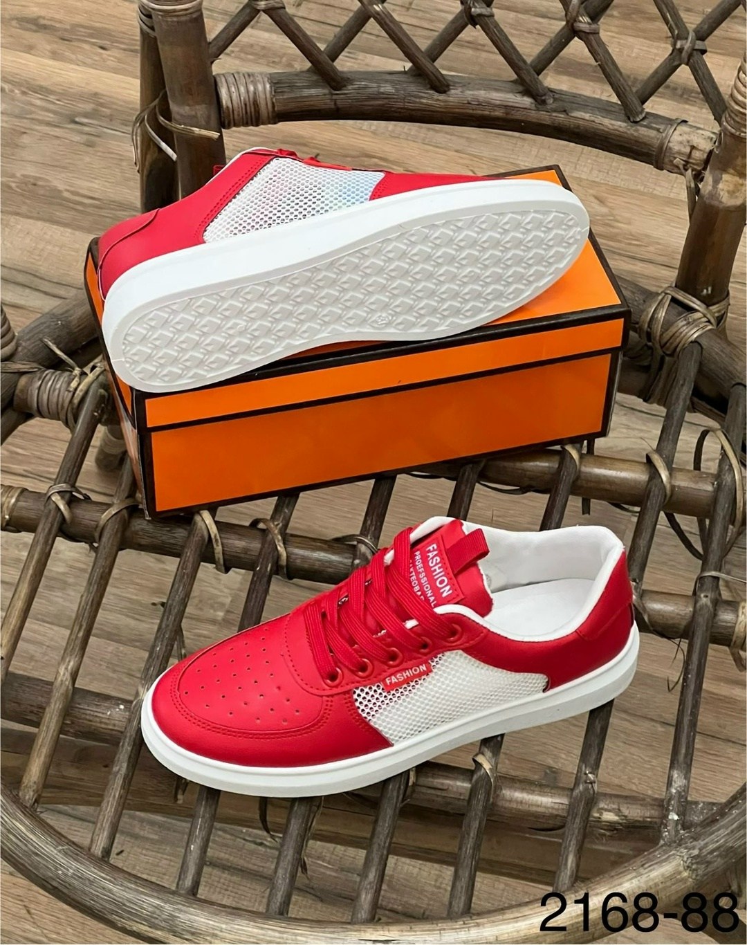 ,кроссовки эко кожа,кроссовки эко,кроссовки красный,кеды с перфорацией женские