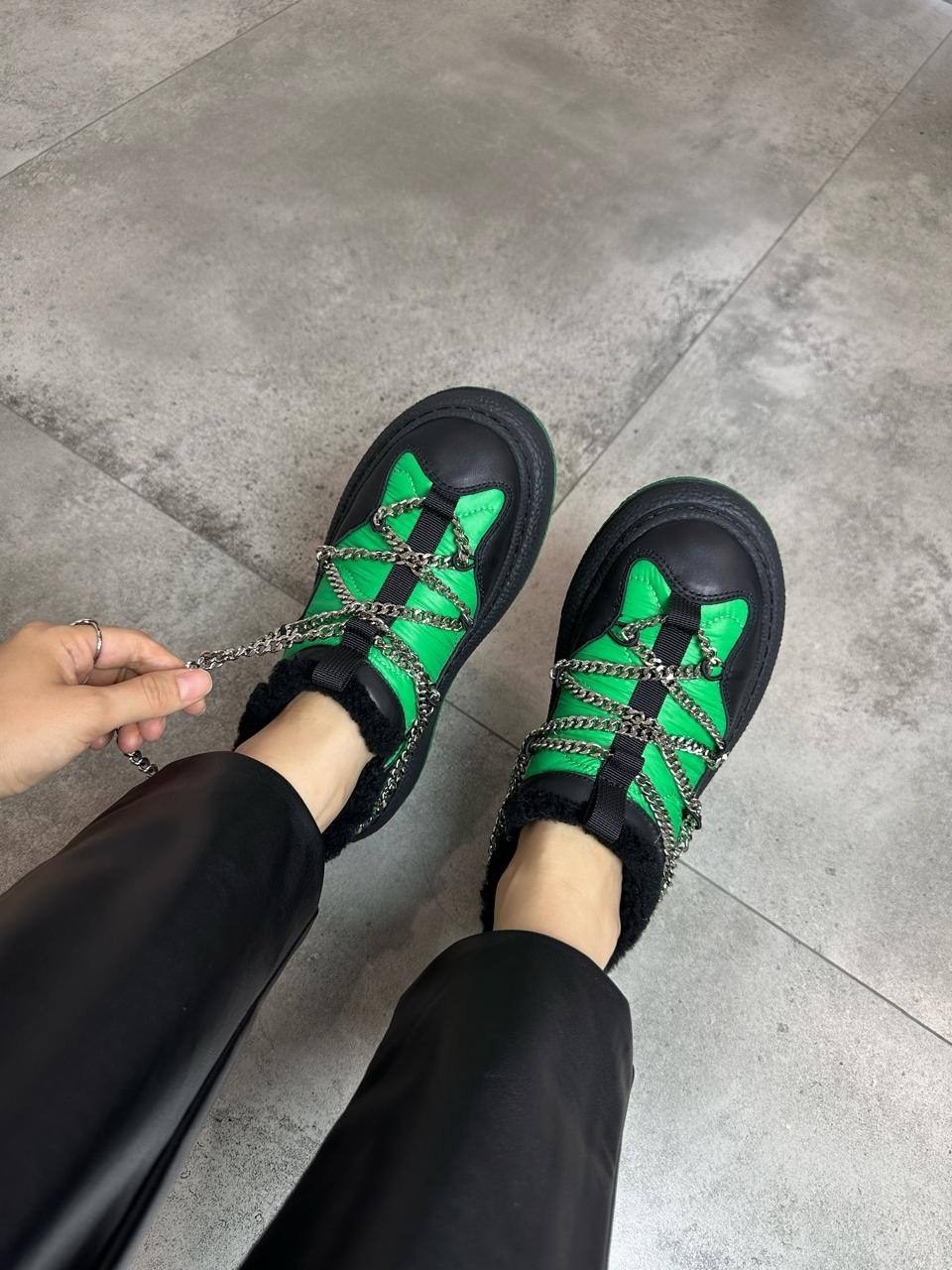 обувь,серебряные кроссовки женские,серебряные кроссовки,крутые серебристые кроссовки,обувь женская