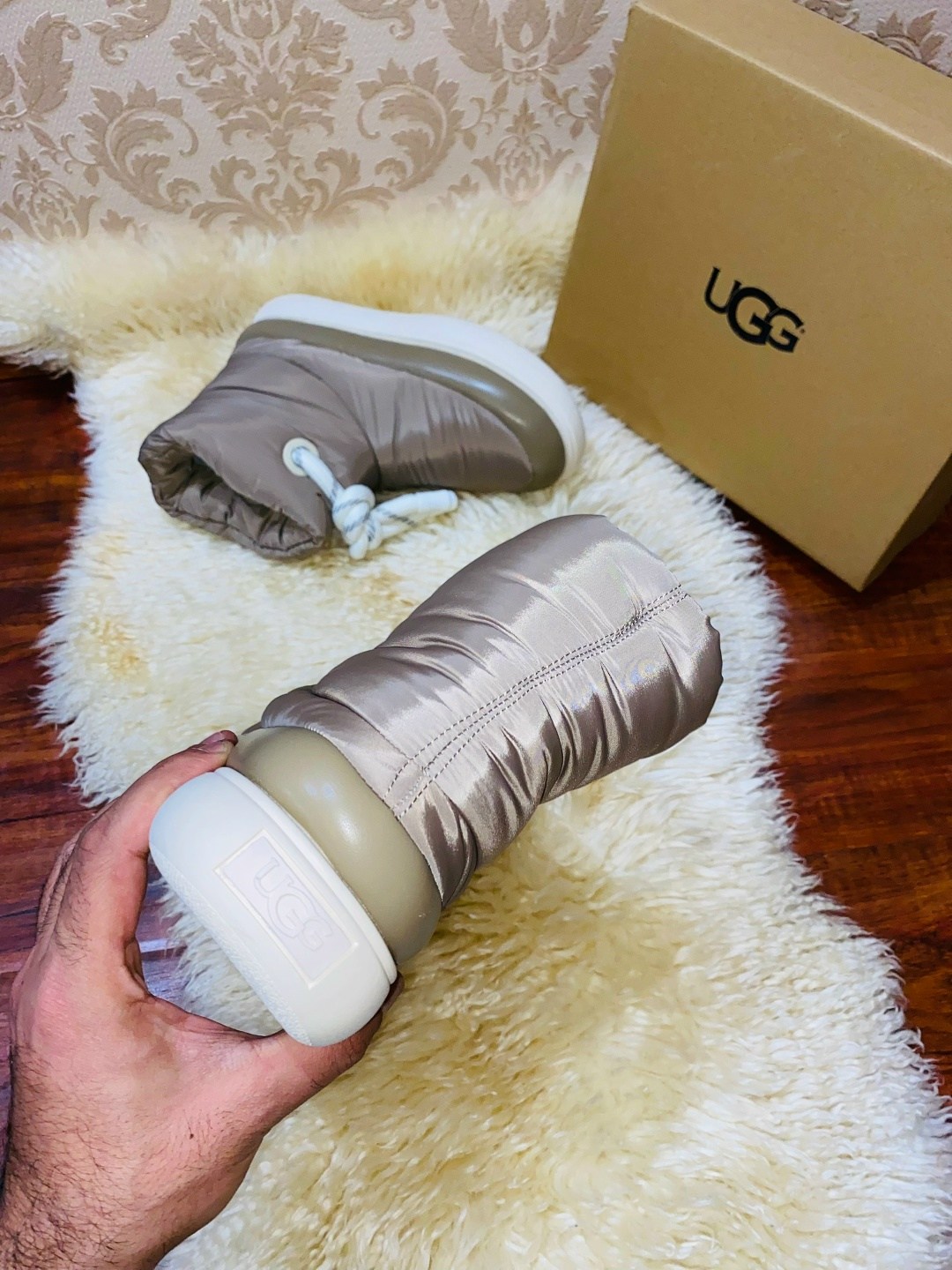 ,женские угги,дутики женские,прада дутики женские зимние,дутики угги