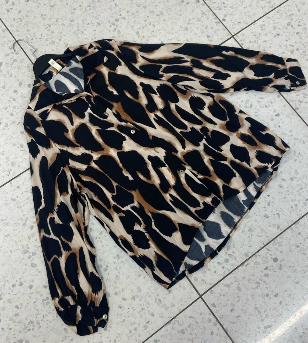 женская шифоновая рубашка с леопардовым принтом,блузка леопардовая,леопардовая рубашка,леопардовая блузка натуральный шелк,шифоновая блузка