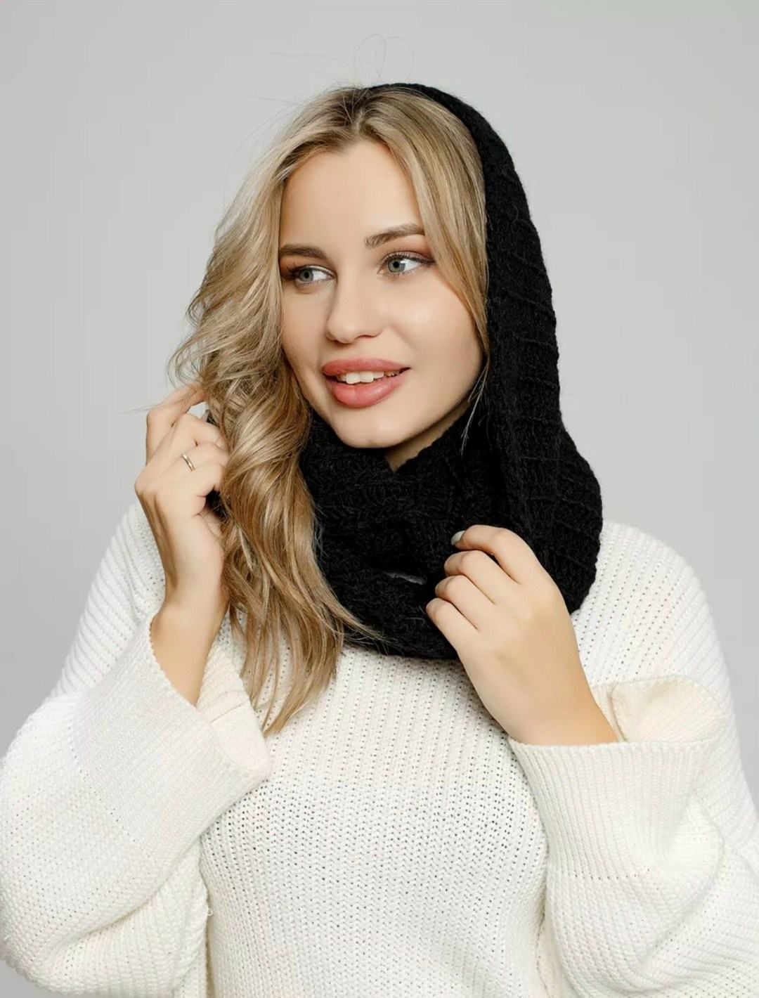 шарф вязаный,шарф вязаный однотонный,снуд женский шарф,шарфы снуды,снуд