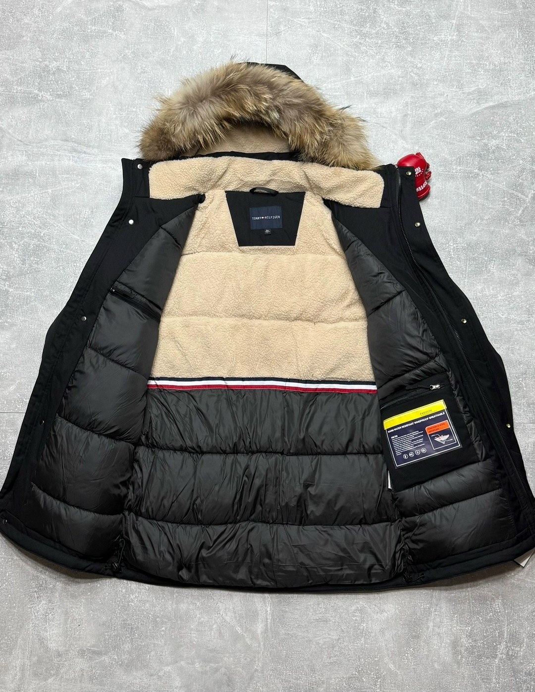 куртка зимняя canada goose,куртка парка мужская,мужские пуховики canada goose,куртка зимняя,куртка мужская бежевый