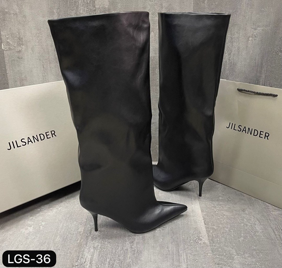 женские сапоги,,сапоги на шпильках,высокие сапоги,черные сапоги