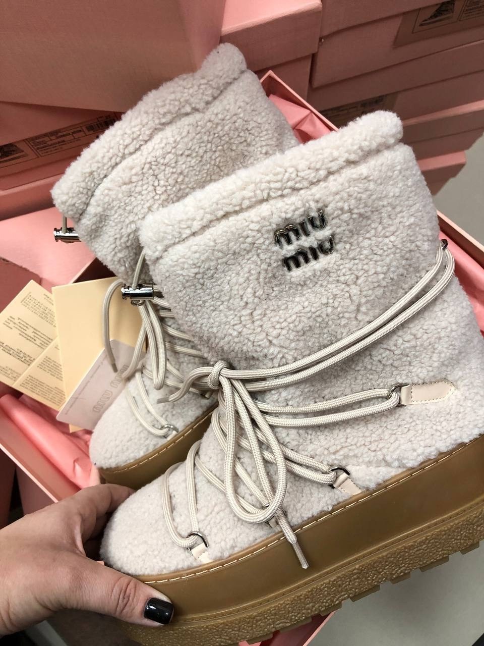 ,зимняя  женская,зимние сапоги,женские зимние сапоги,зимняя