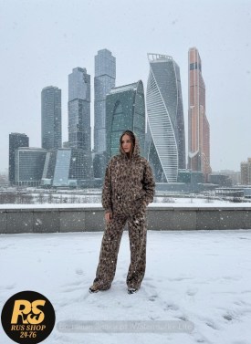 Костюм