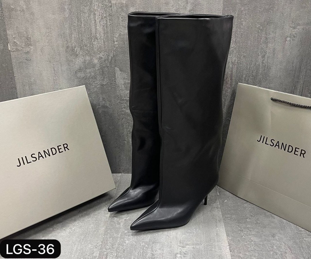 женские сапоги,,сапоги на шпильках,высокие сапоги,черные сапоги