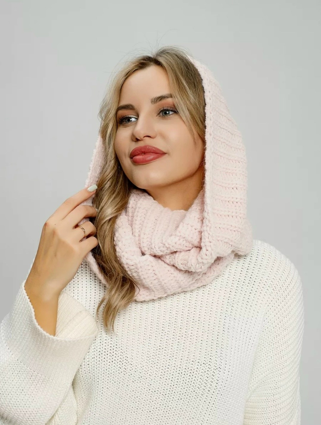 шарф вязаный,шарф вязаный однотонный,снуд женский шарф,шарфы снуды,снуд