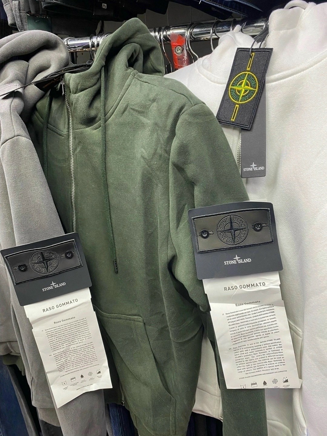 зип худи stone island,зип худи стон айленд черная,зип худи stone island черная,кофта с капюшоном