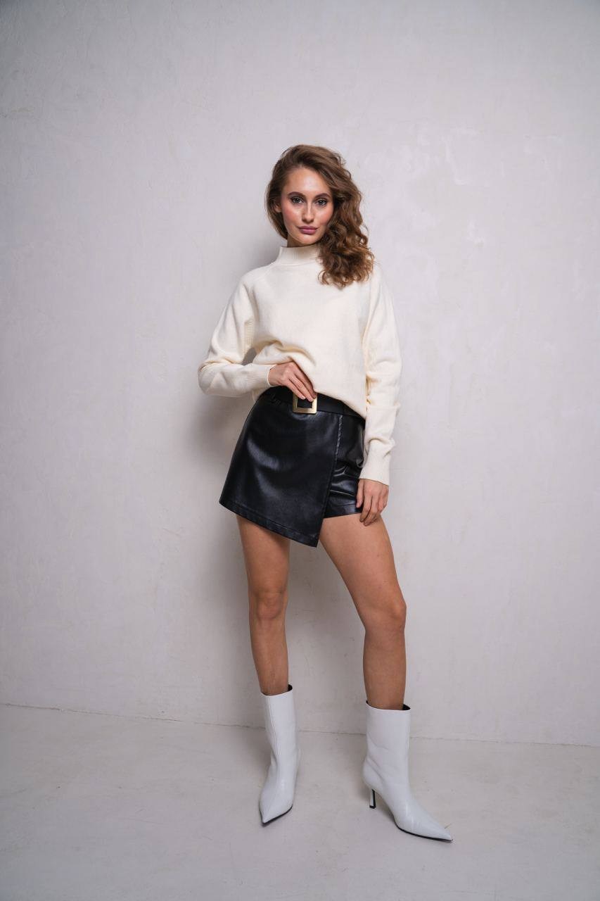 джемпер молочный,бежевый джемпер,джемпер базовый,джемпер,стильный джемпер