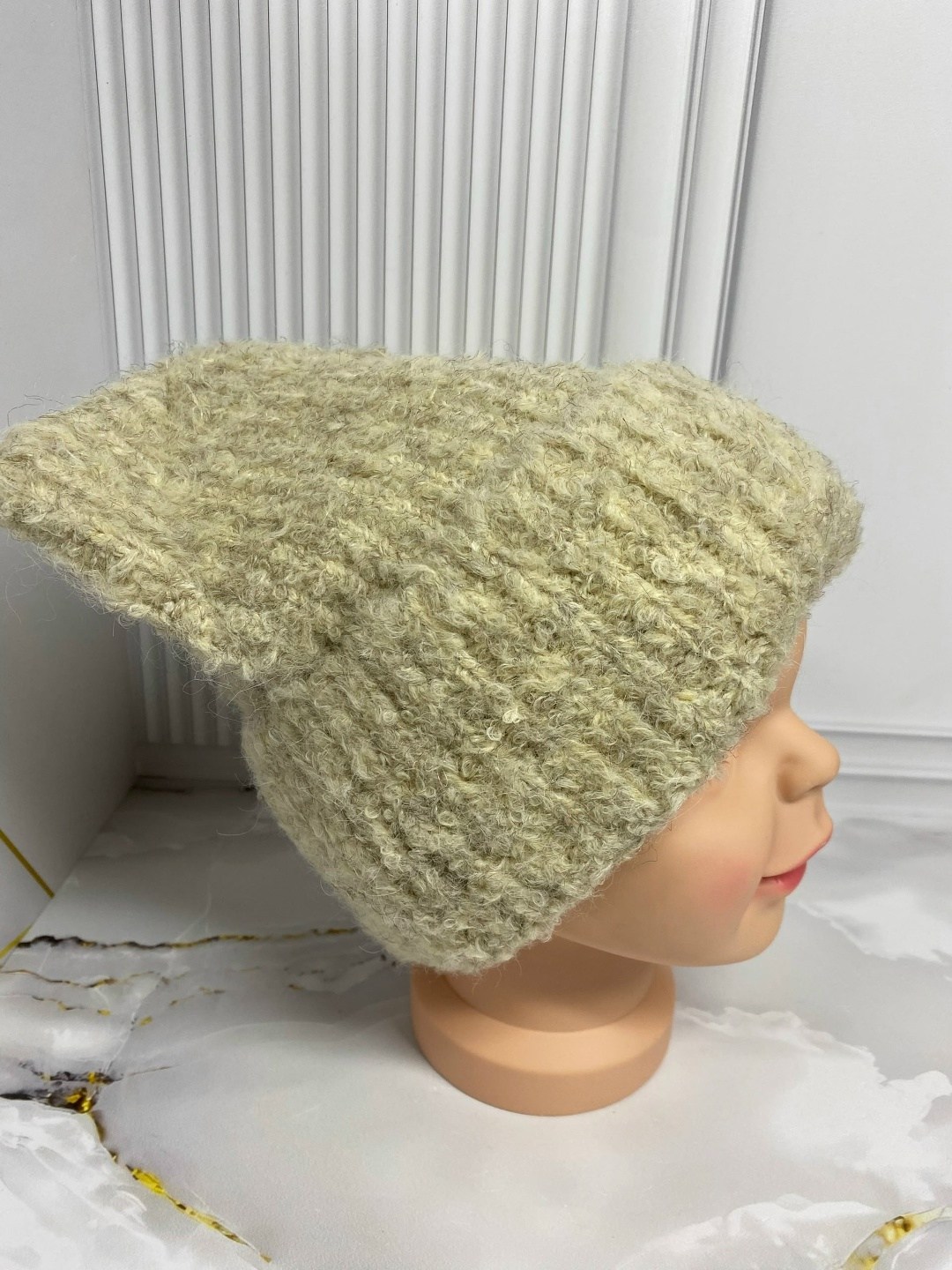 шапочка с ушками,детские шапки из плюшевой пряжи,шапочка вязаная,шапочка для новорожденного,шапка из плюшевой пряжи