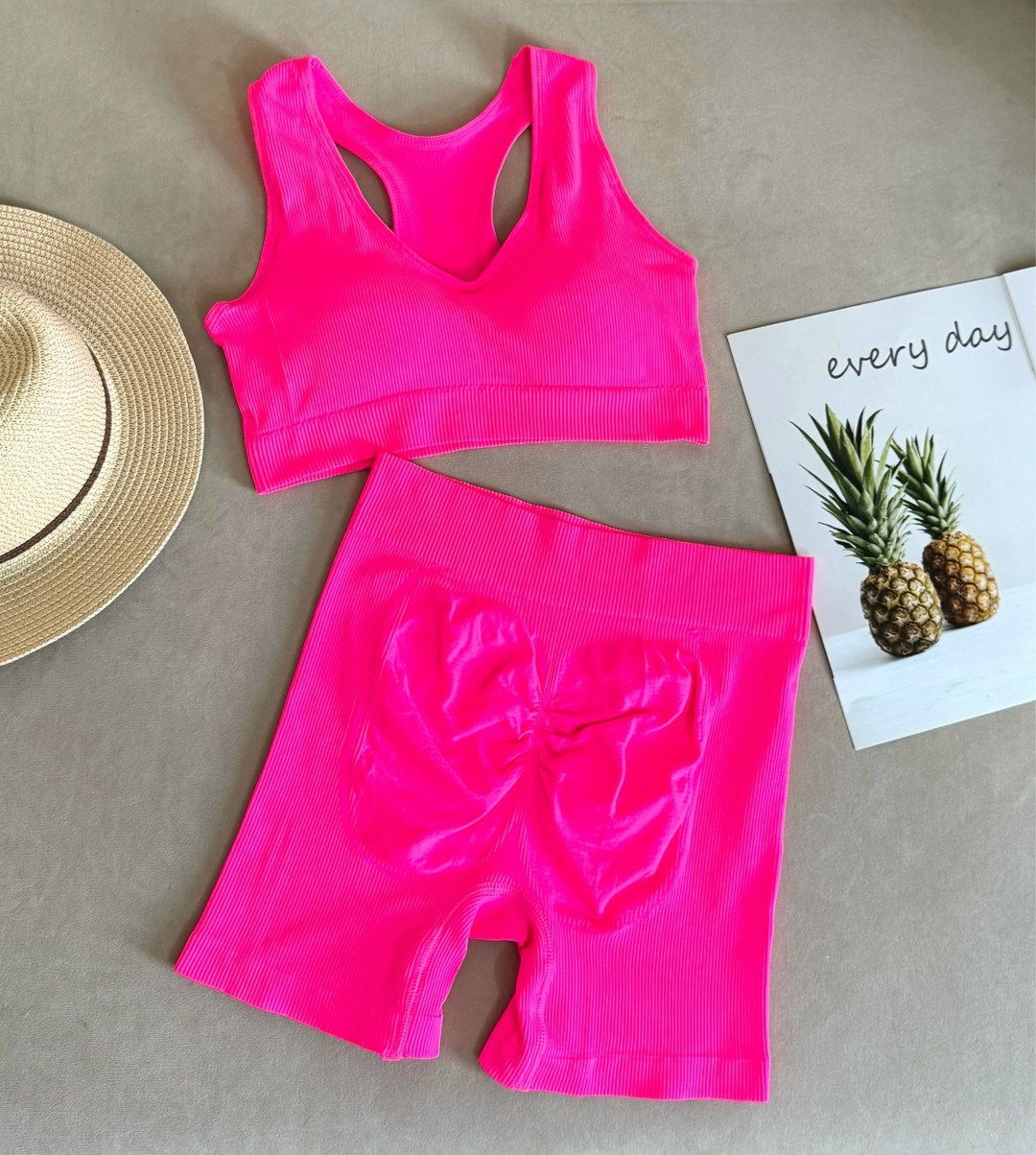 женские нижнее белье,белье нижнее спортивное комплект,комплект женских,спортивные шорты,комплект спортивный