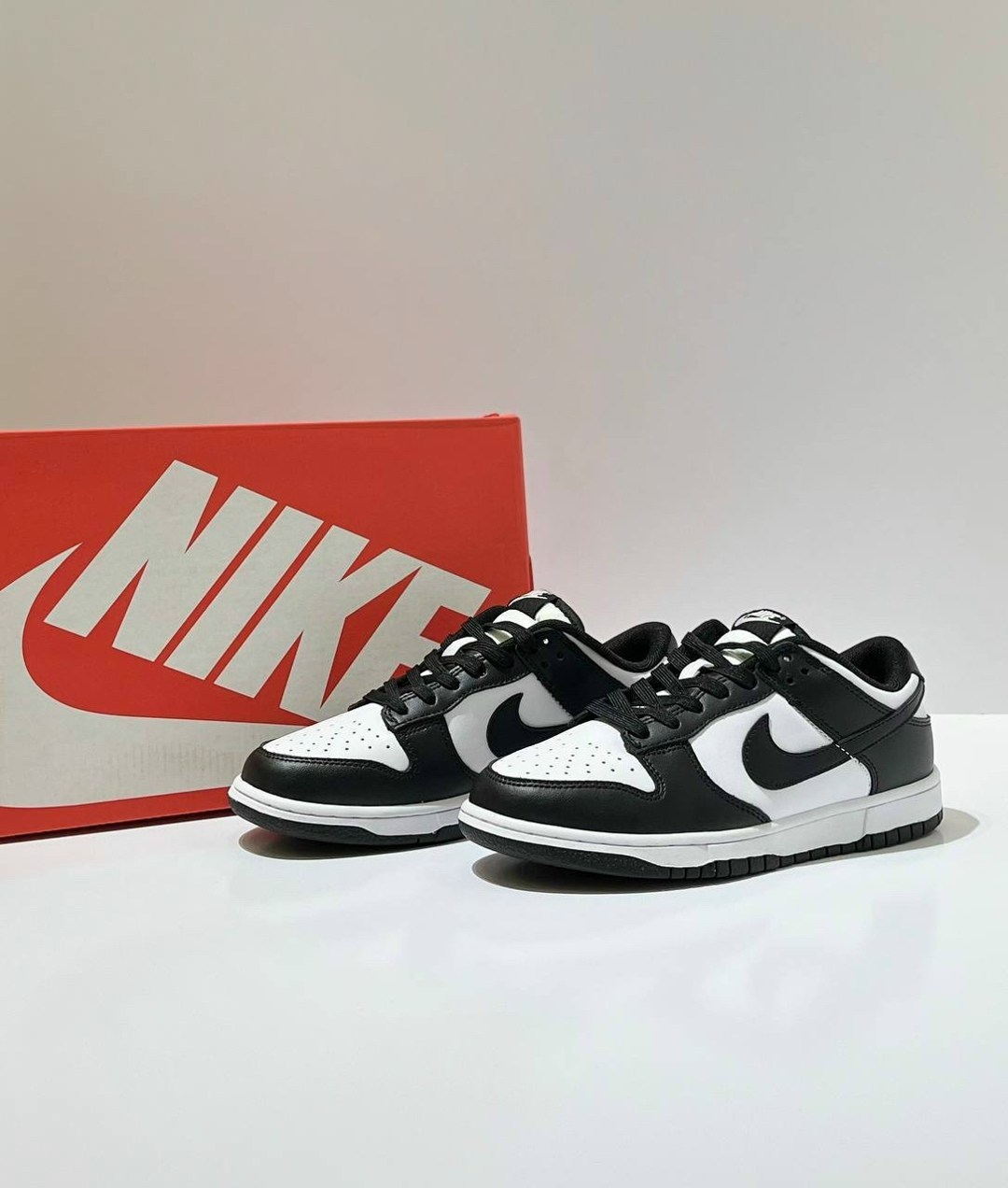 nike dunk low retro white black,nike dunk low black white,nike dunk low,кроссовки nike dunk low black white,nike dunk low retro white black panda