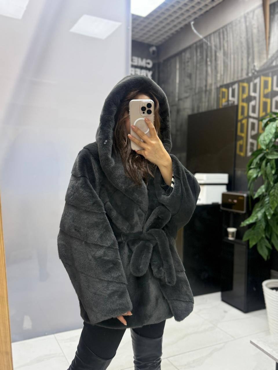 шуба норковая летучая мышь,искусственная шуба под норку,норковая шуба,шуба норковая с капюшоном,шуба из норки