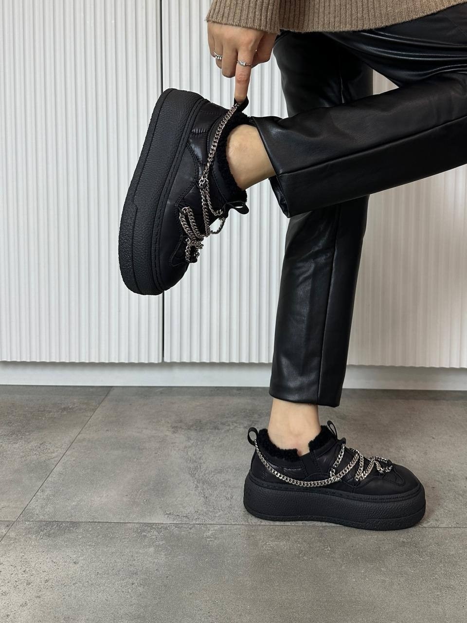 обувь,серебряные кроссовки женские,серебряные кроссовки,крутые серебристые кроссовки,обувь женская