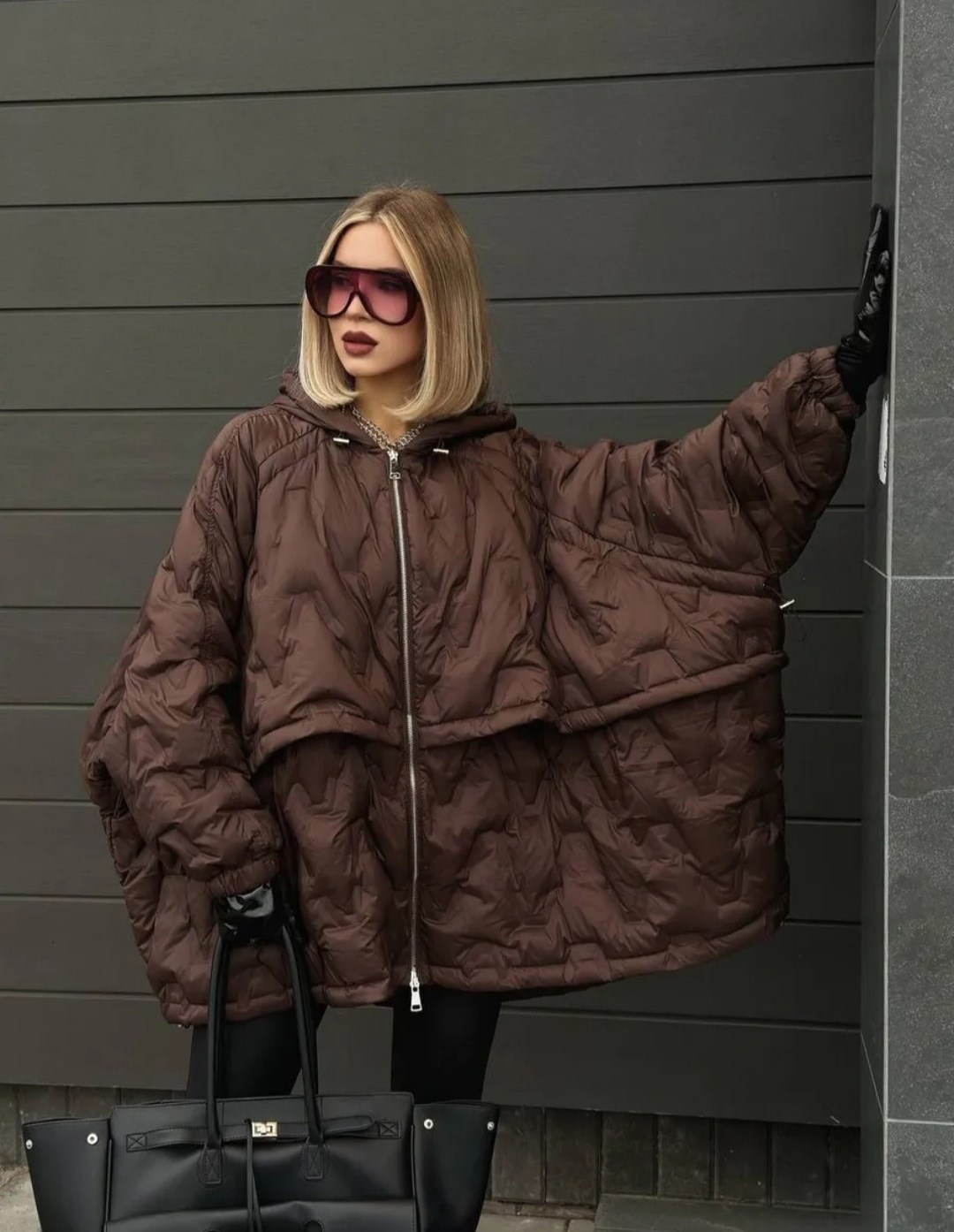 пуховики оверсайз,куртка стеганая оверсайз с капюшоном,куртка оверсайз,пуховик оверсайз женский,куртка стеганая оверсайз
