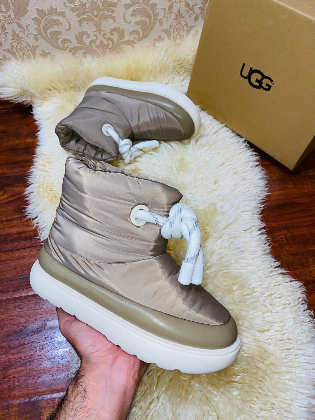 ,женские угги,дутики женские,прада дутики женские зимние,дутики угги