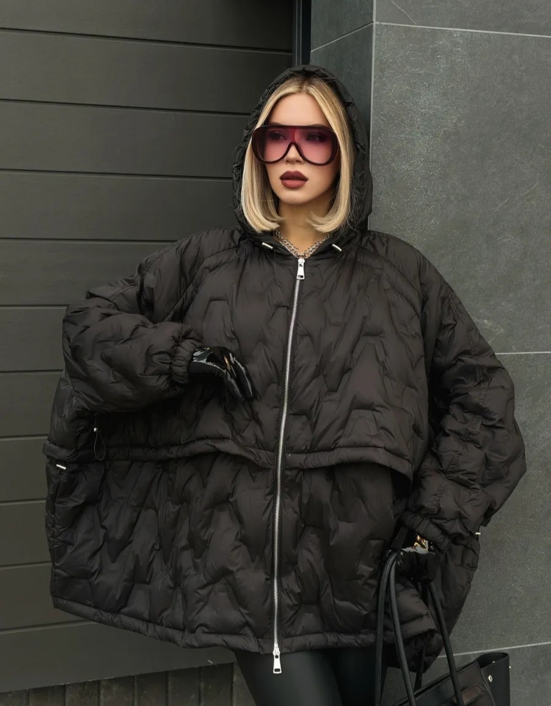 пуховики оверсайз,куртка стеганая оверсайз с капюшоном,куртка оверсайз,пуховик оверсайз женский,куртка стеганая оверсайз