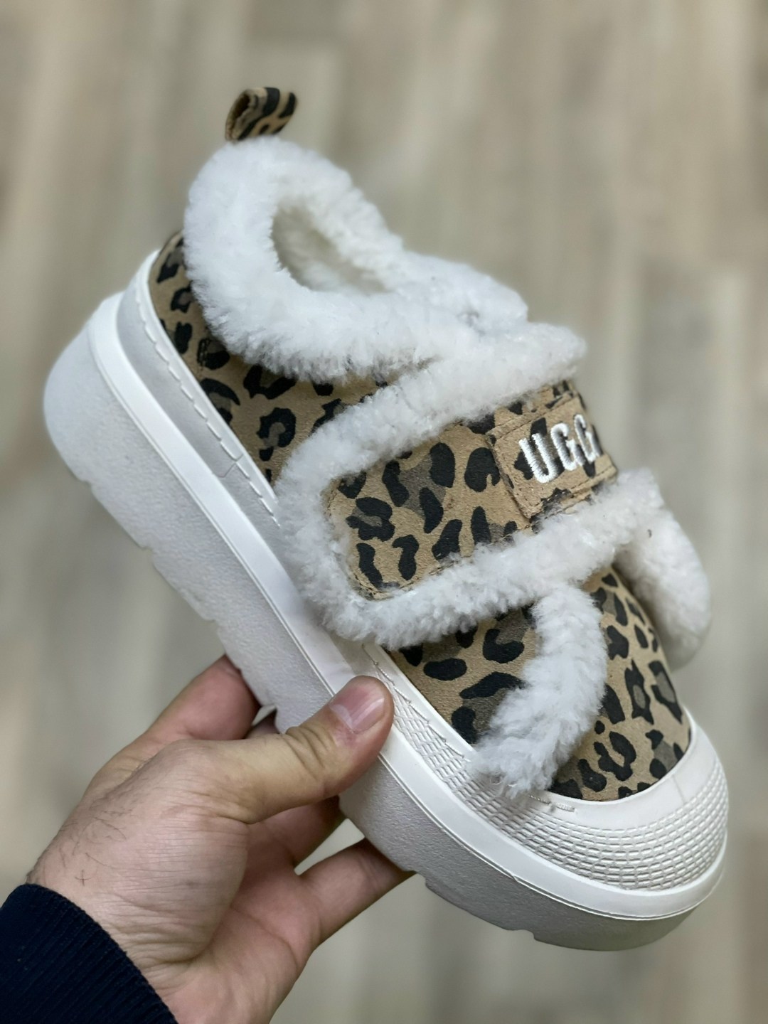 ,кеды женские зимние,кроссовки женскиe,кеды зимние ugg,зимние кроссовки