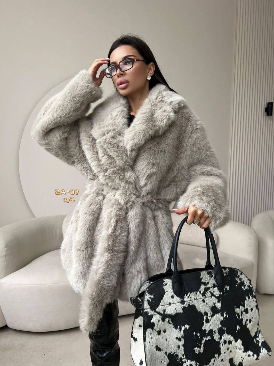 шуба искусственная,шуба из экомеха,шуба из эко меха,шубка,шуба искусственная из экомеха
