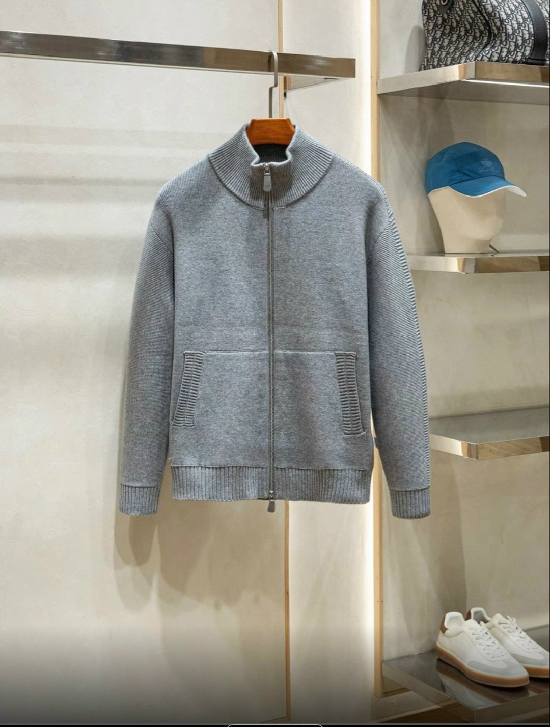 спортивный костюм brunello cucinelli,костюм brunello cucinelli,спортивный костюм loro piana,костюм loro piana,вязаные костюмы