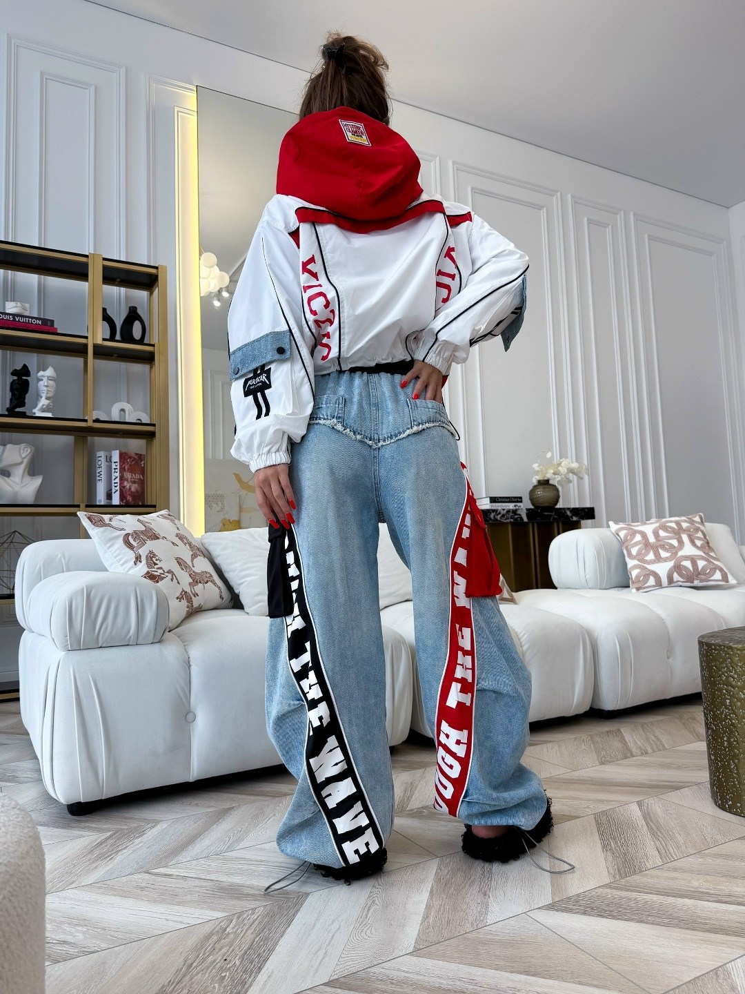 стильная куртка,куртка женская,спортивная мода,куртка модная,куртка