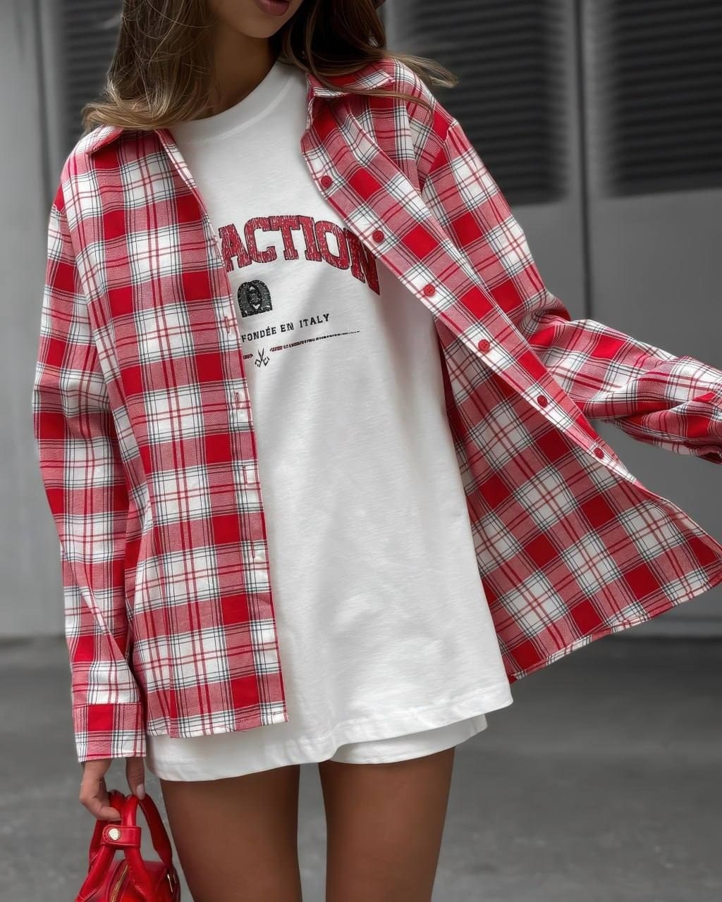 рубашка женская в клетку оверсайз,рубашка в клетку женская,базовая оверсайз рубашка,рубашка в клетку оверсайз удлиненная,рубашка в клетку